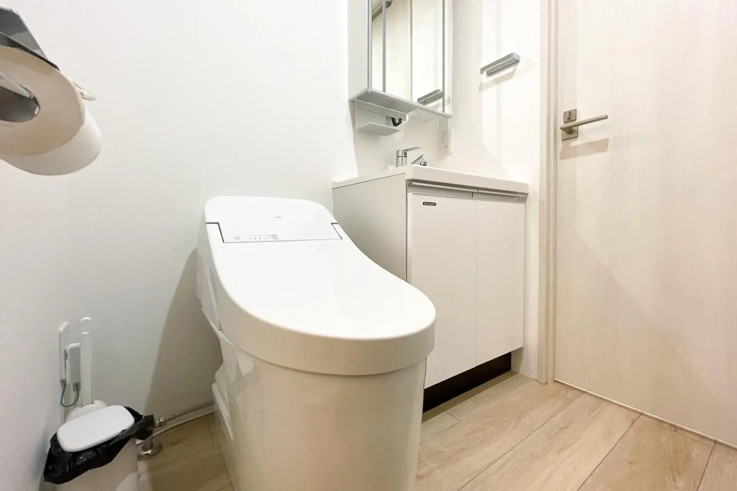 Tasuki Smart Akebonobashi Apartment Tokyo